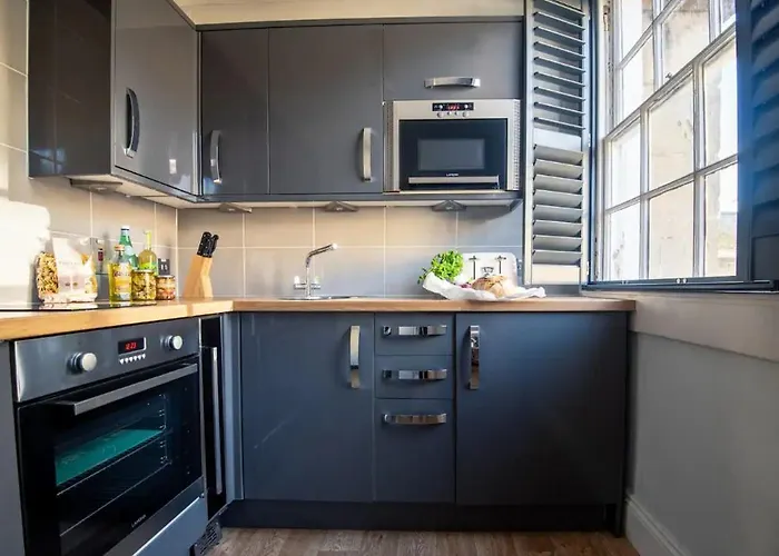 Dream Stays Bath - Haringtons Place